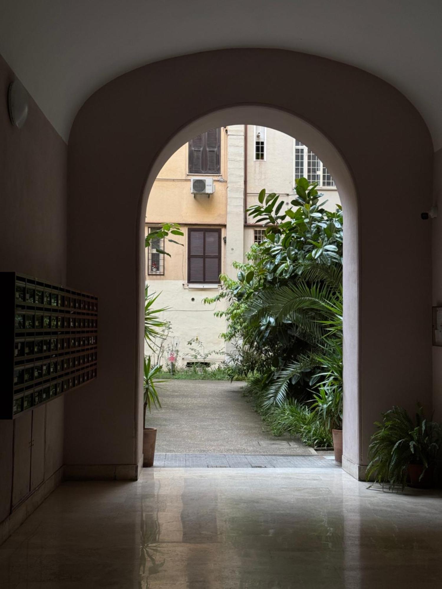 Flat 7 Rome Guesthouse المظهر الخارجي الصورة