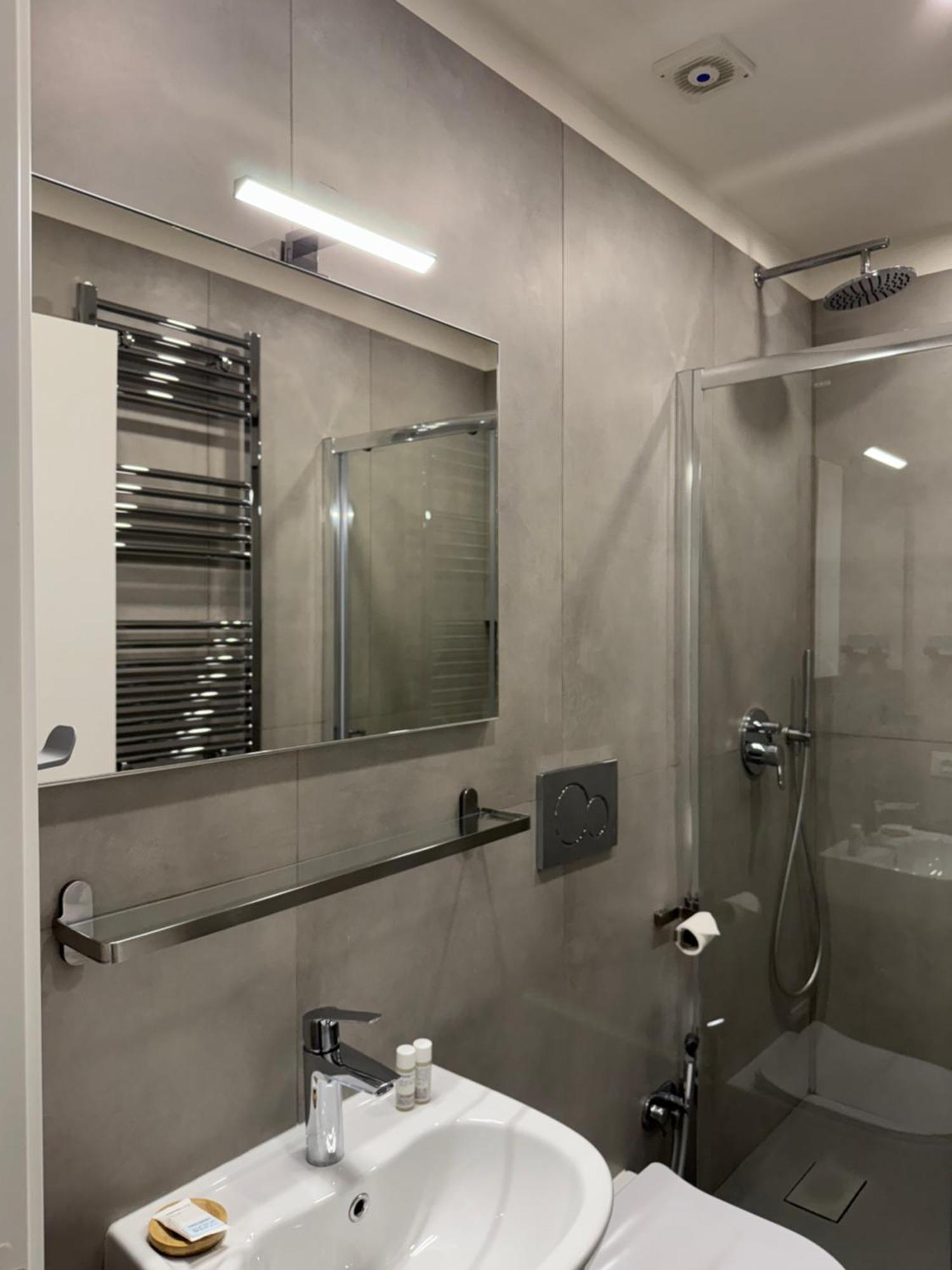 Flat 7 Rome Guesthouse المظهر الخارجي الصورة