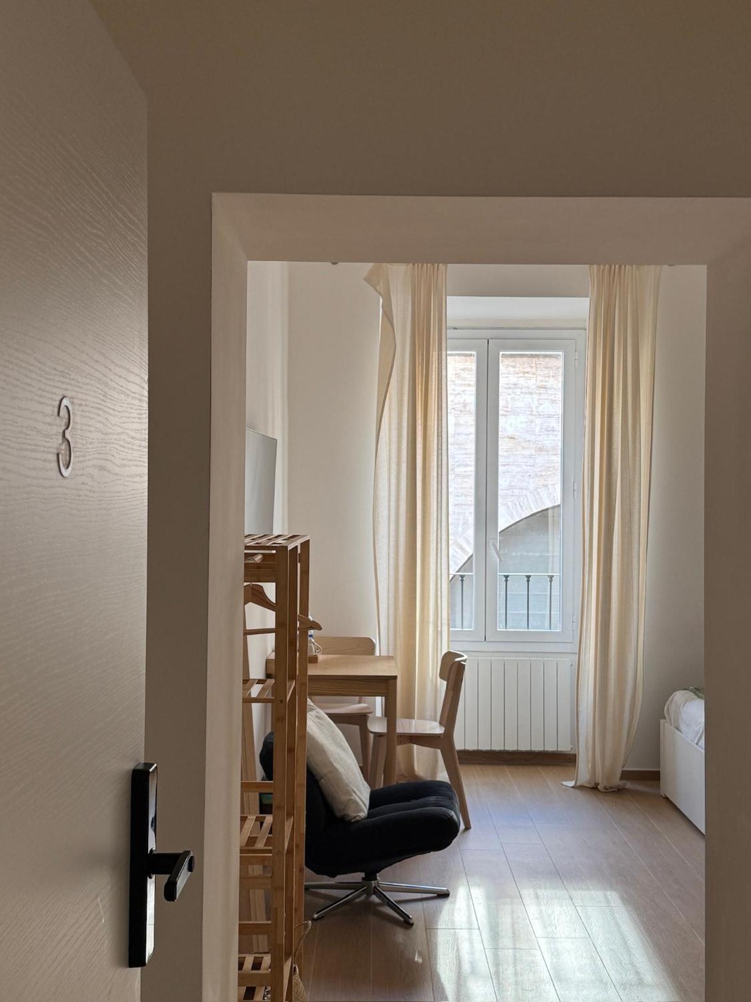 Flat 7 Rome Guesthouse المظهر الخارجي الصورة